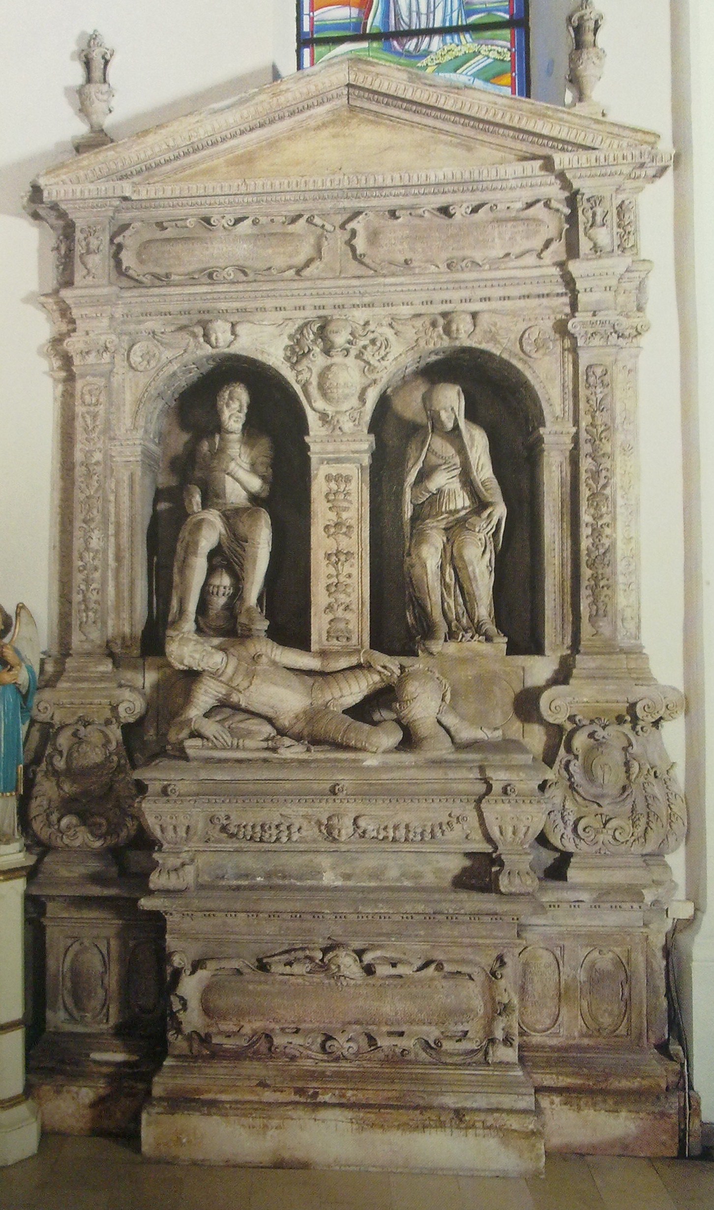Drobin - renesansowy nagrobek Pawła i Anny Kryskich oraz ich syna Wojciecha wykonany przez Santi Gucciego