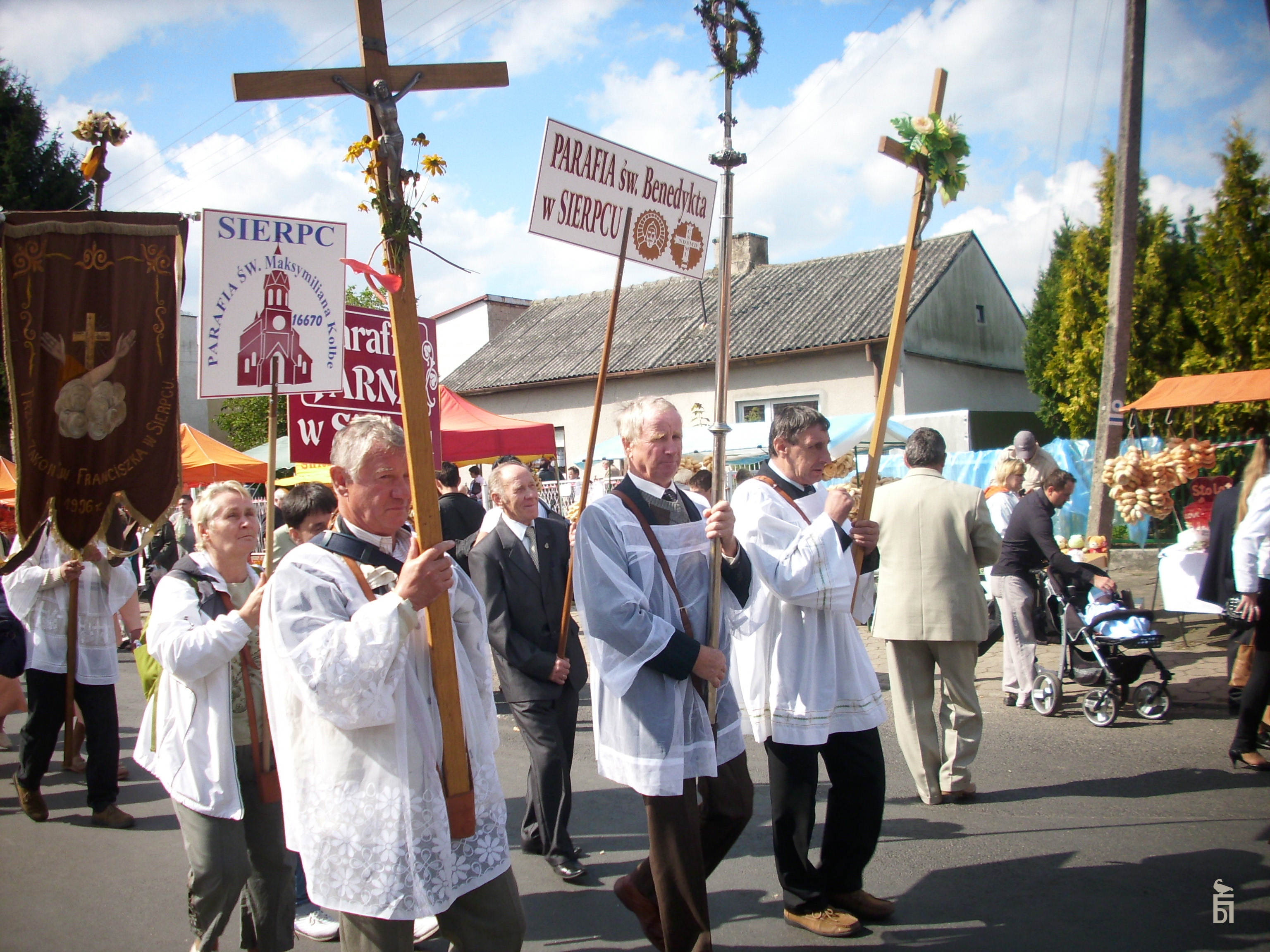 Pielgrzymi z parafii sierpeckich podczas odpustu w 2010 roku