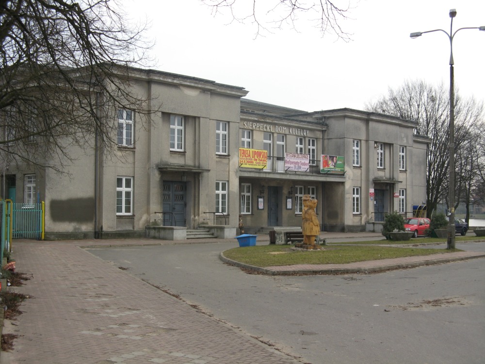 Dom Kultury, ul. Piastowska 37, 24-02-2008 r.