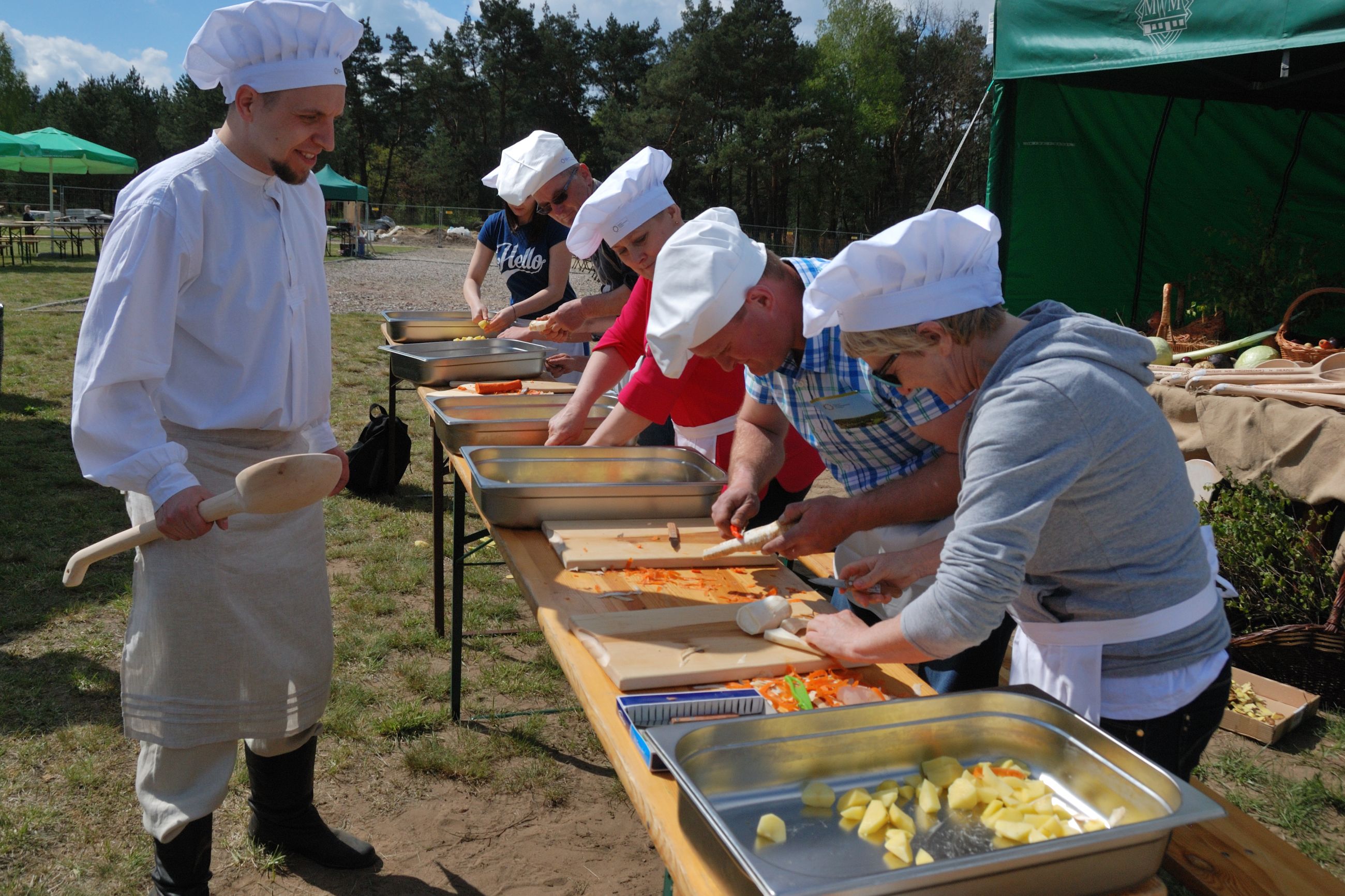 Kulinarne konkursy w sierpeckim skansenie to ju tradycja majowych imprez plenerowych.