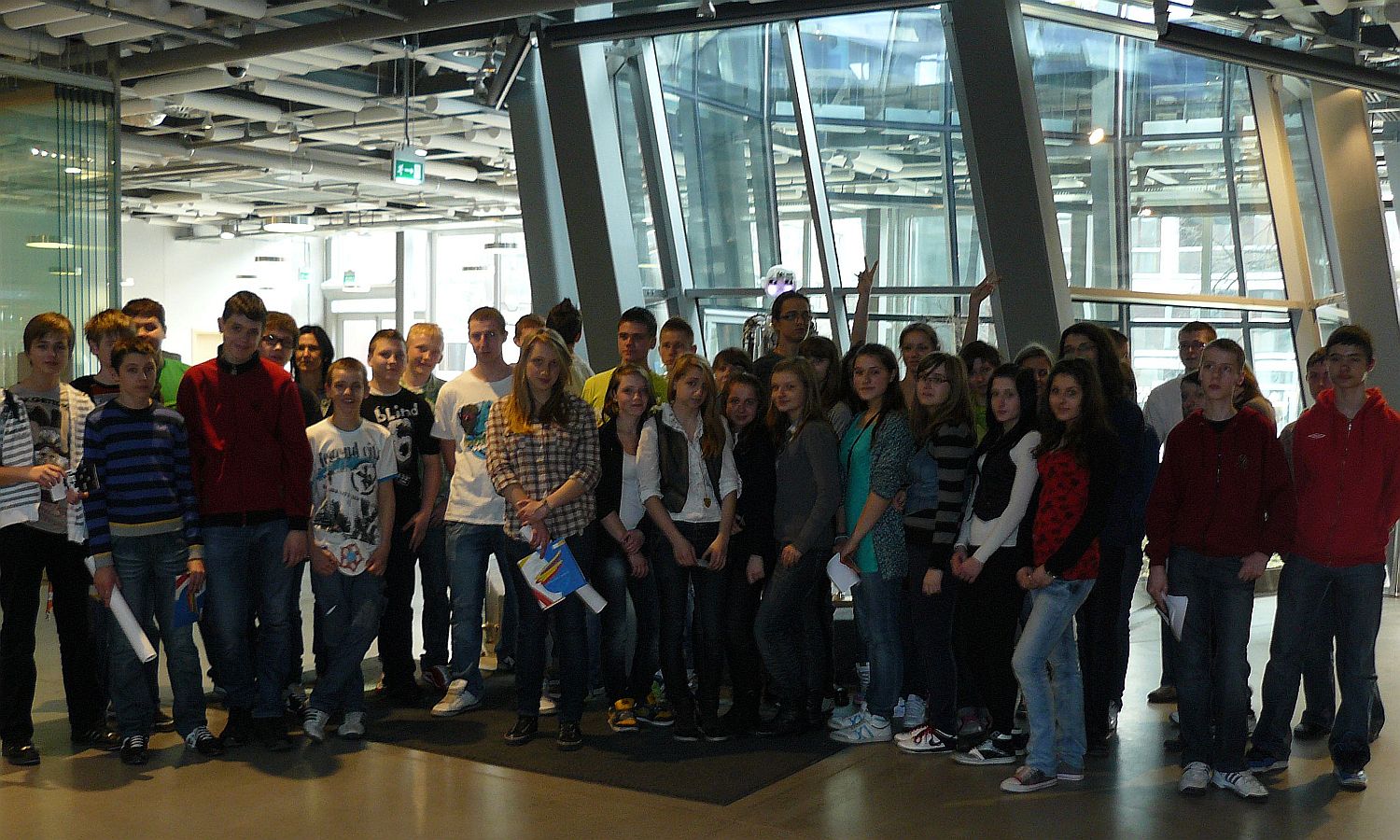 Grupa uczniw z sierpeckiego Gimnazjum Miejskiego w Centrum Kopernika w Warszawie, 21.03.2011 r.