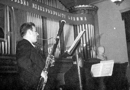 Ryszard Paciorkiewicz w czasie koncertu.