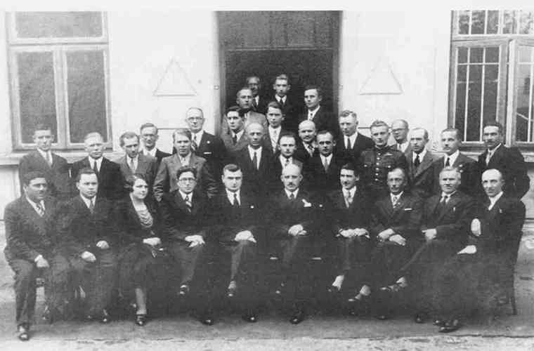 Pracownicy Urzdu Skarbowego w Sierpcu - 19 IX 1937r.